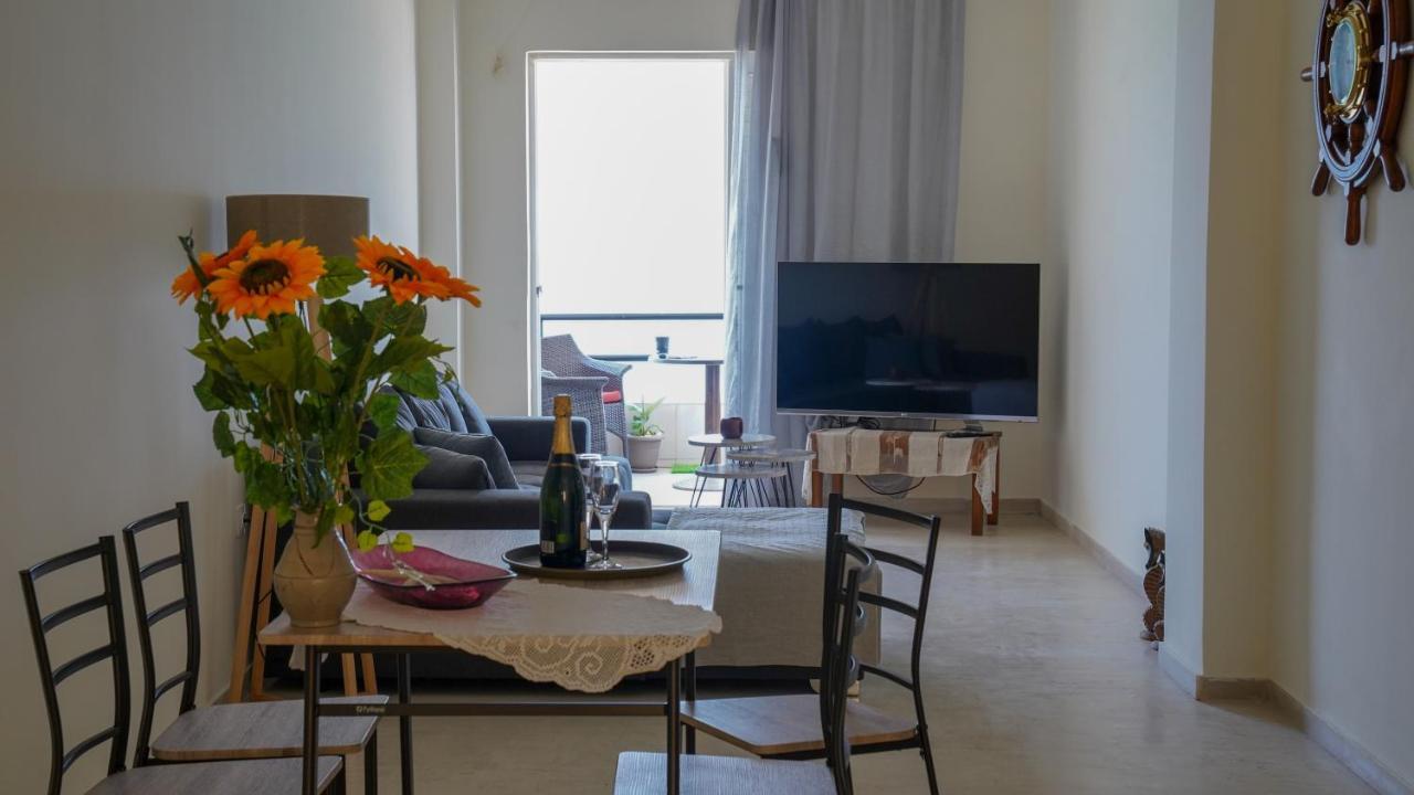 Km Beach View Apartment Chania  Exteriör bild