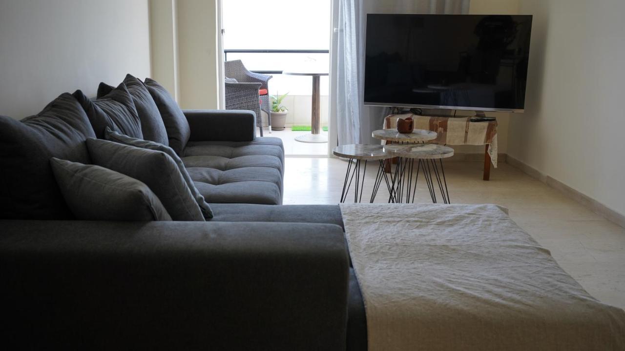 Km Beach View Apartment Chania  Exteriör bild
