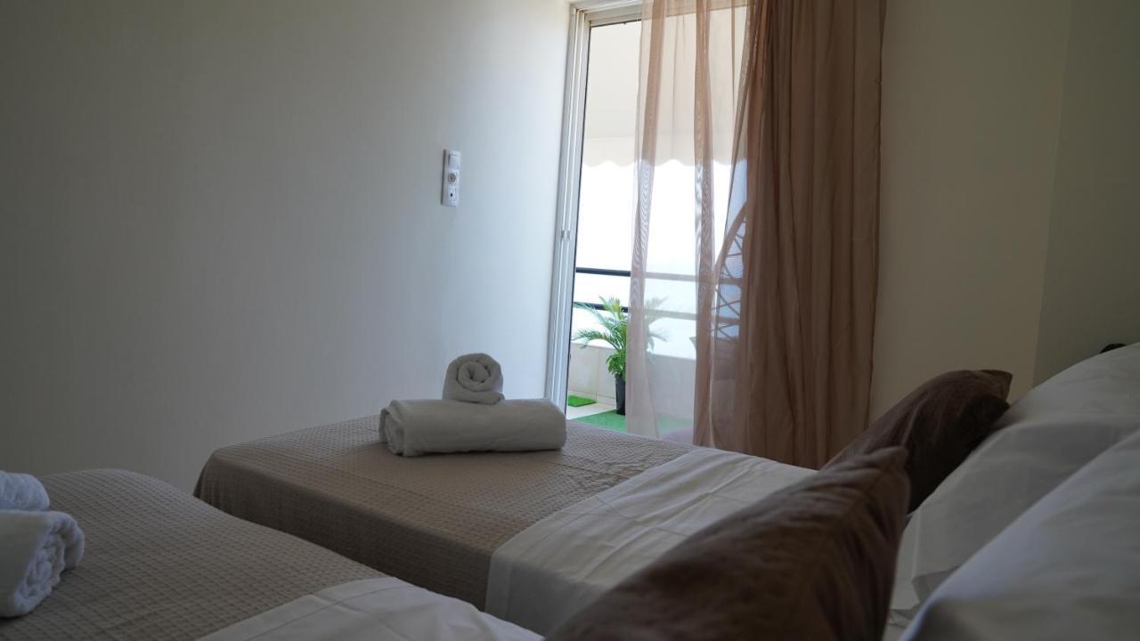 Km Beach View Apartment Chania  Exteriör bild