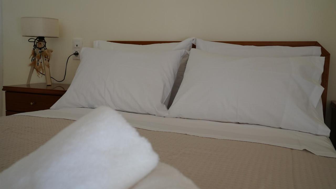 Km Beach View Apartment Chania  Exteriör bild